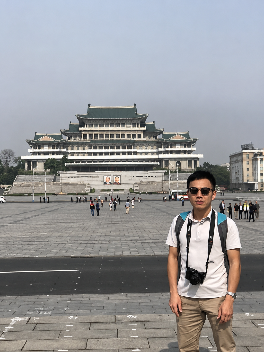 Chúng tôi đưa khách Việt sang Triều Tiên — và tờ chứng nhận khiến tôi rơi nước mắt