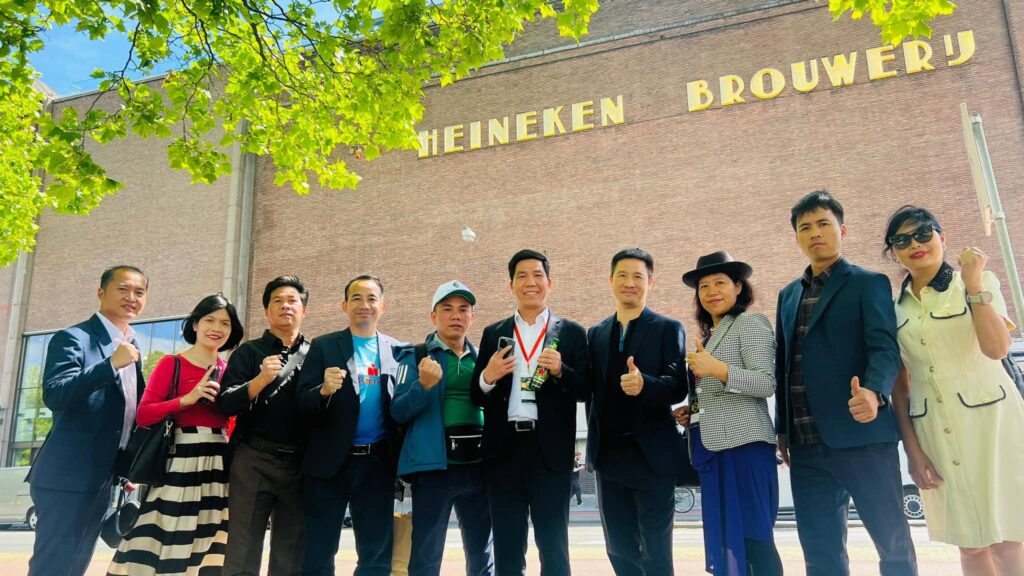 Bí quyết thiết kế một chuyến đi gia đình mà cả nhà nhớ cả đời — tôi học từ một nhà máy bia