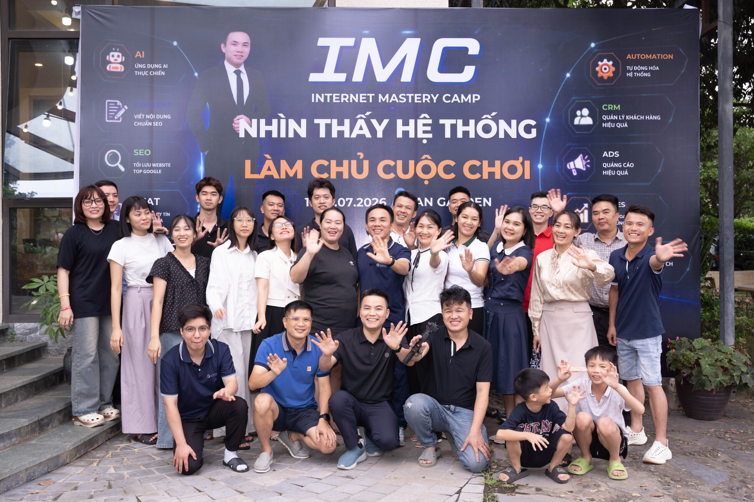 Hook 30 Giây Vàng: Giữ Chân Người Xem Ngay Giây Đầu