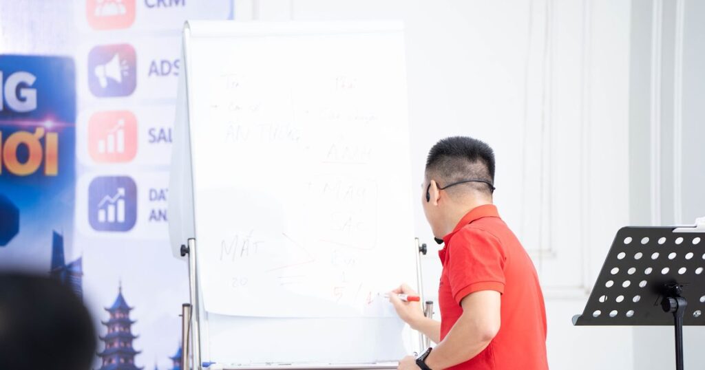 Doanh nghiệp một người ngành du lịch — VINATAT OPC-T