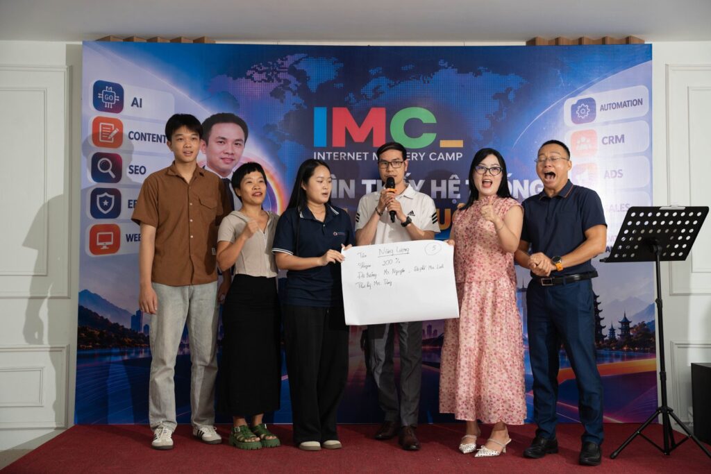 marketing gara ô tô — học viên thực hành tại Internet Mastery Camp