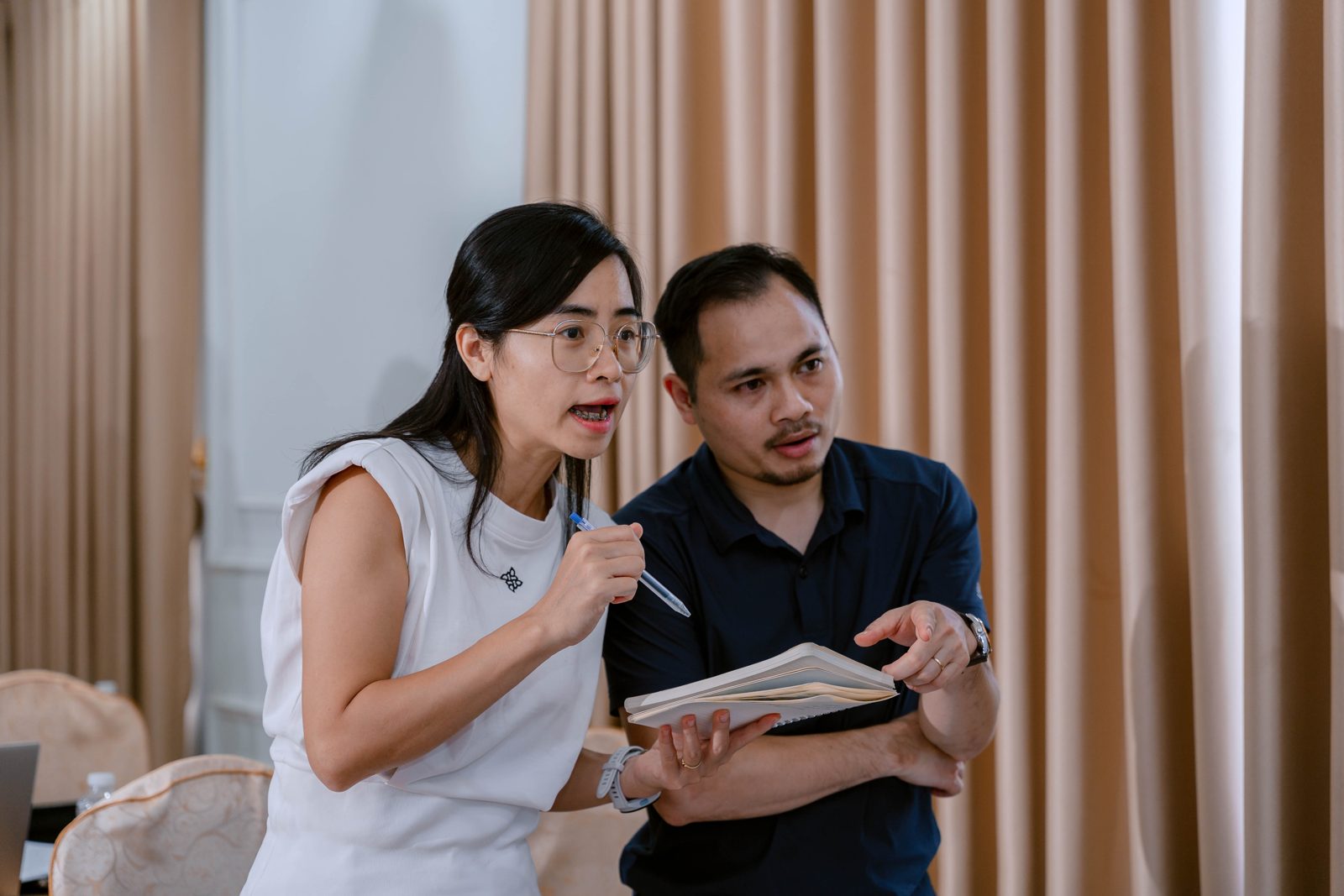 Marketing và bán hàng khác nhau thế nào? Vì sao chủ DN cần cả hai