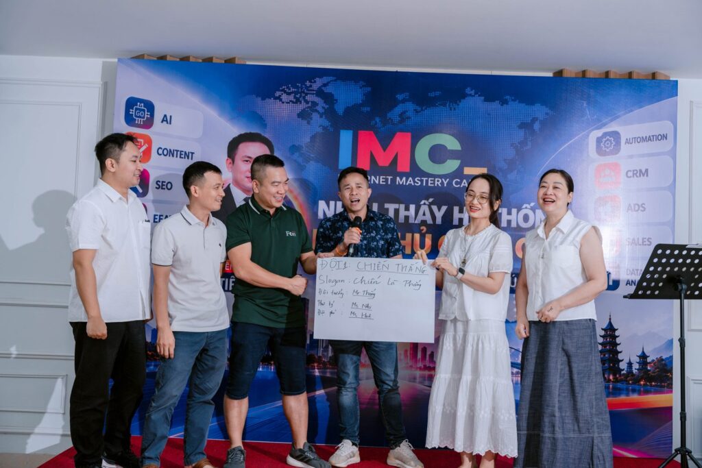thông điệp marketing — học viên thực hành tại Internet Mastery Camp